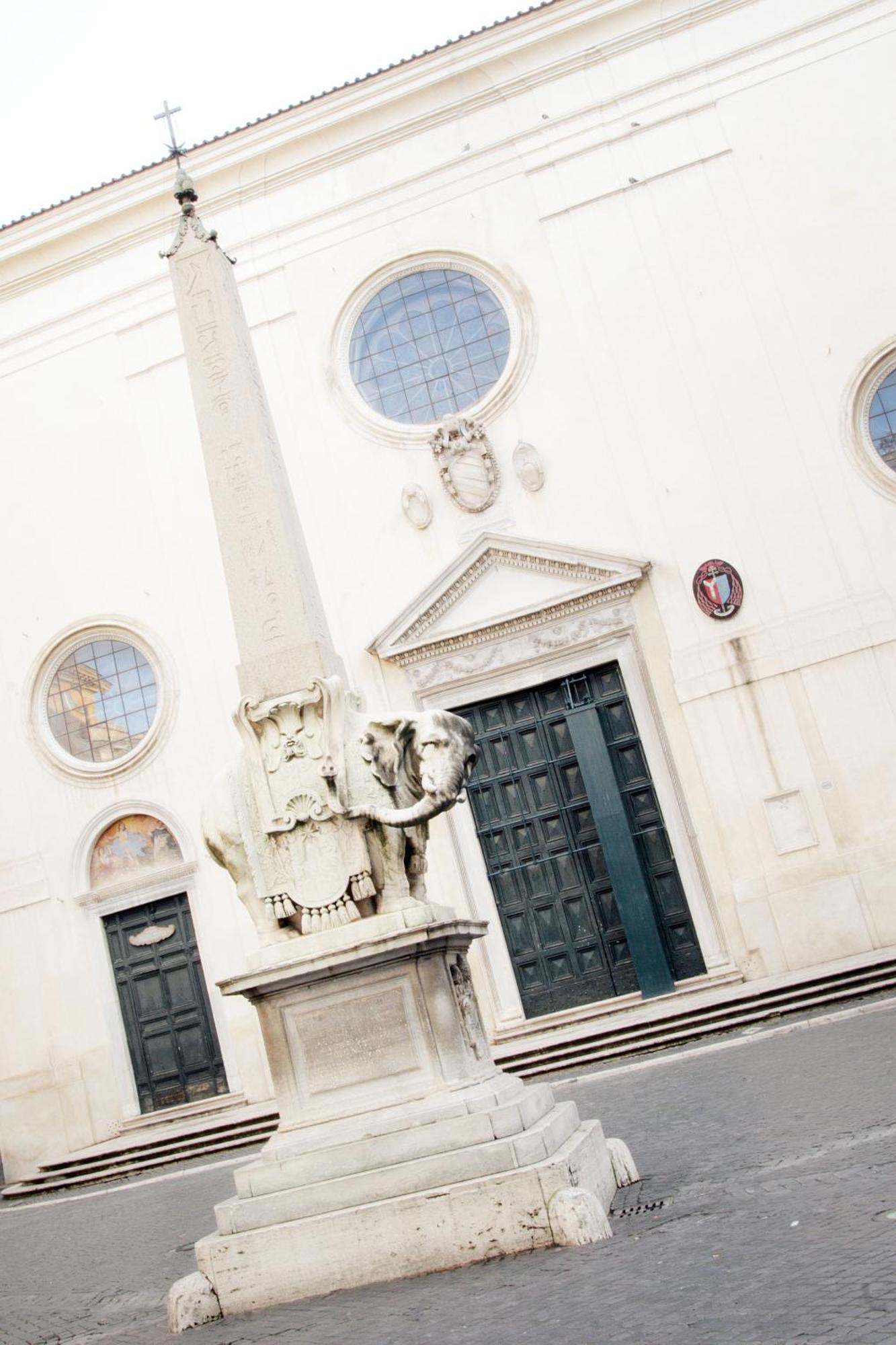 Hotel Albergo Santa Chiara Rome Exterior photo