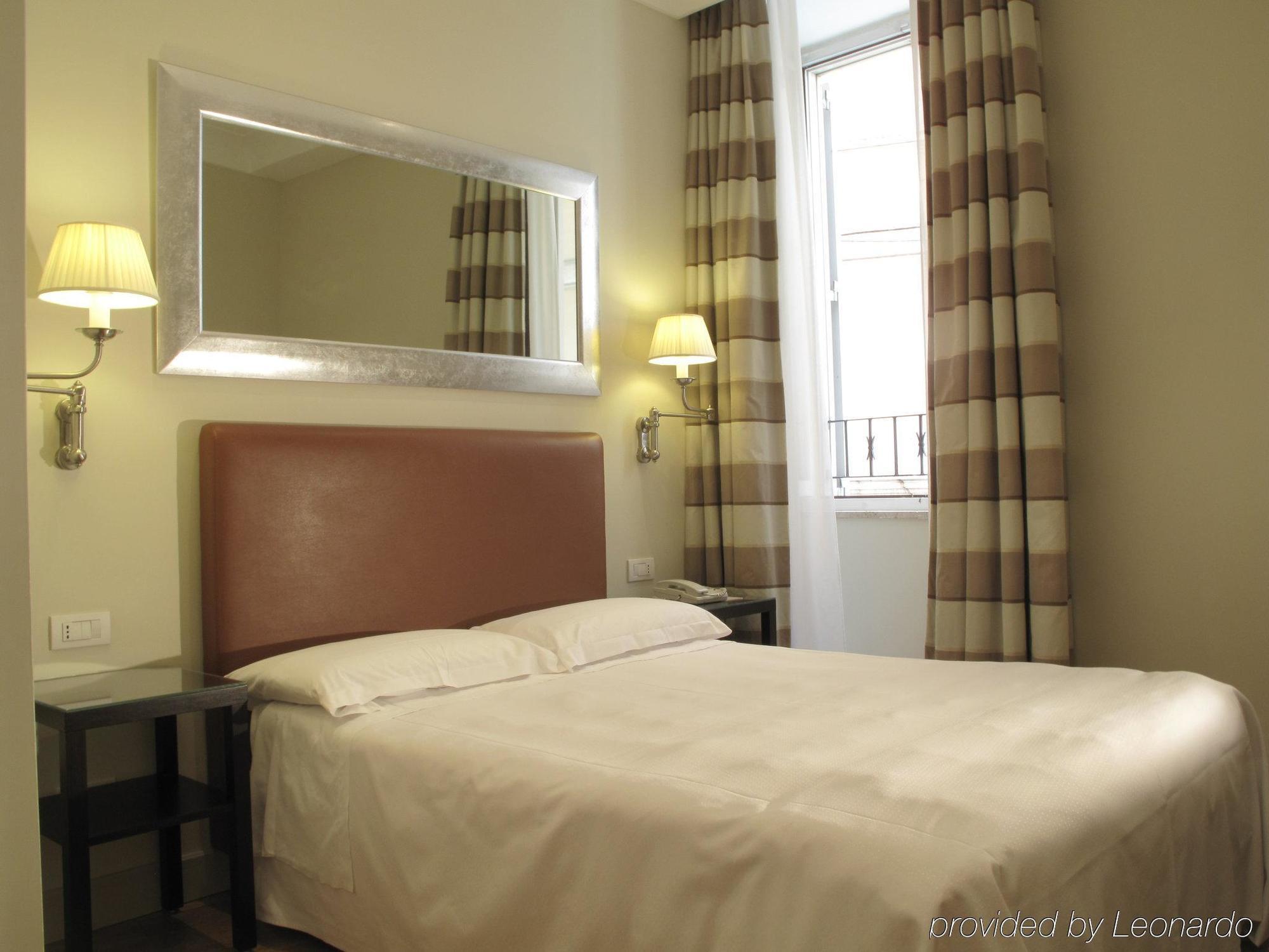 Hotel Albergo Santa Chiara Rome Room photo